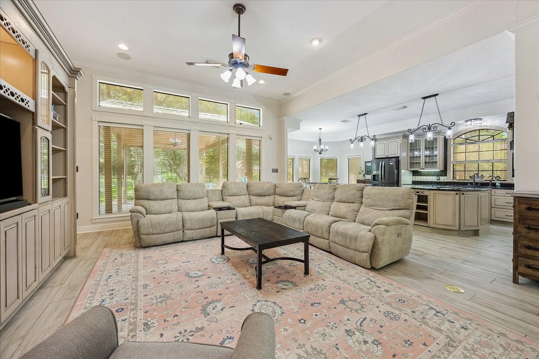 House in Alvin, Texas, United States 5 - 18428270