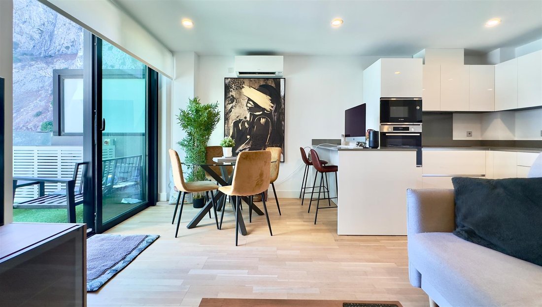 Apartment in Gibraltar, Gibraltar 1 - 18428926