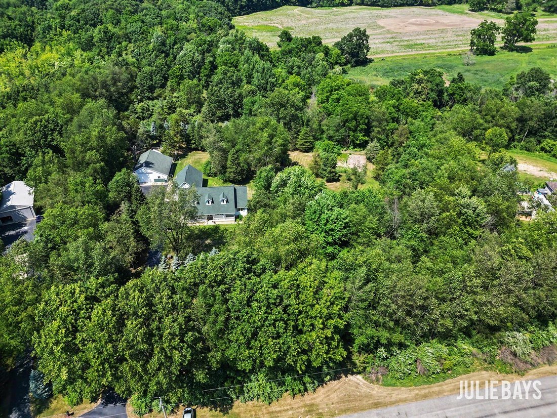House in Middleville, Michigan, United States 2 - 18431151