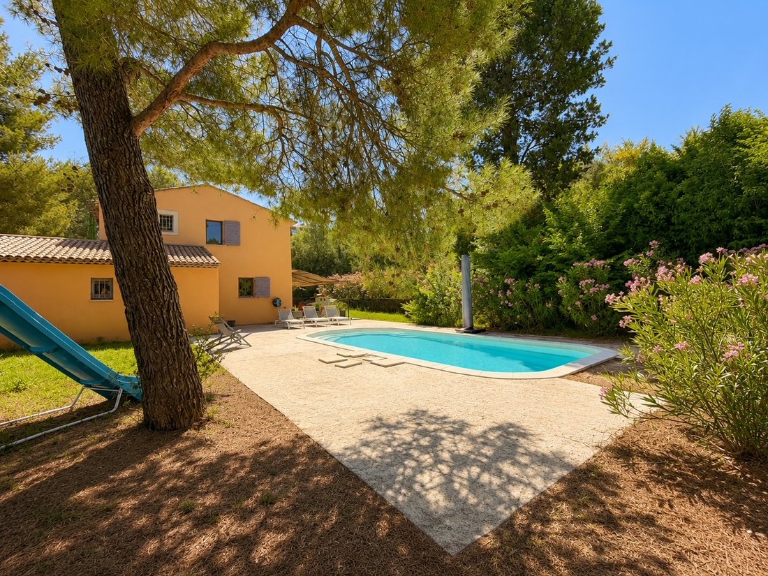 House in Le Tholonet, Provence-Alpes-Côte d'Azur, France 1 - 18432265