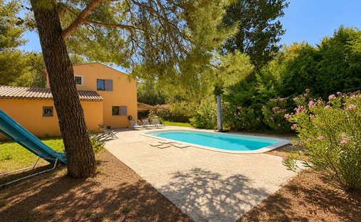 Maison à Le Tholonet, Provence-Alpes-Côte d'Azur, France 1