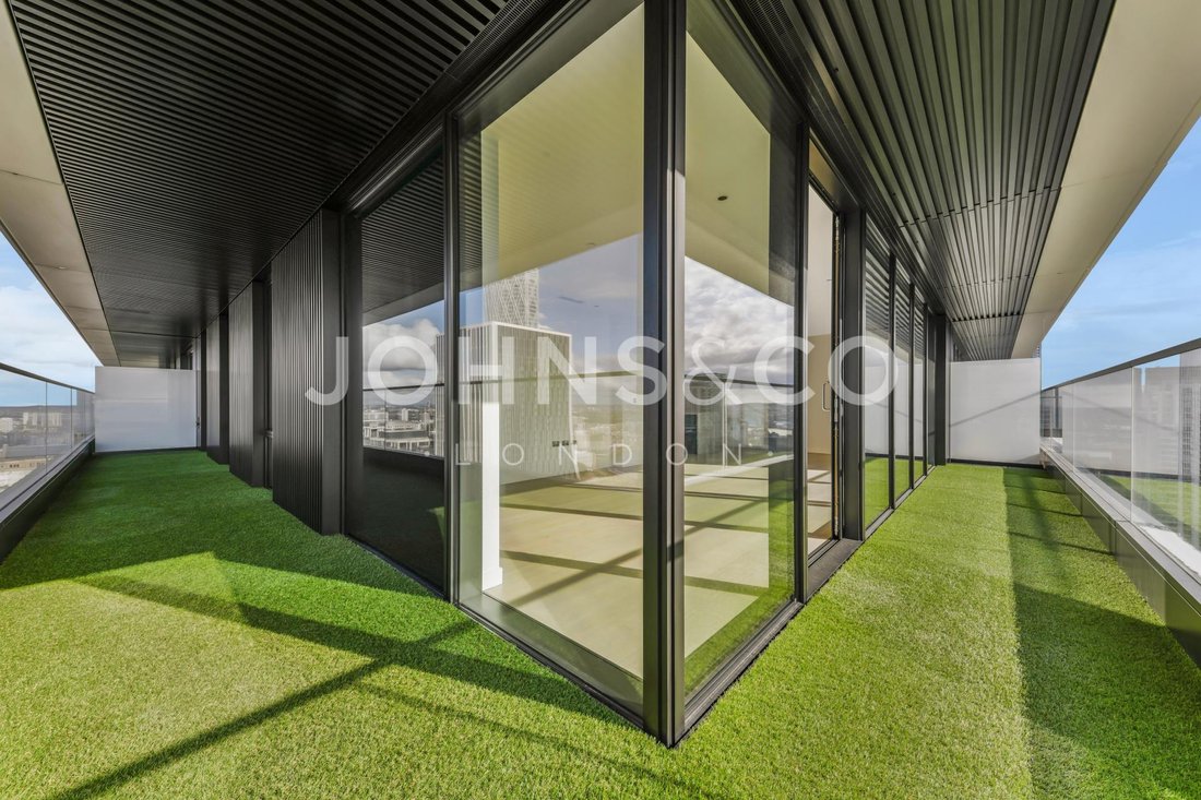 Apartment in Canary Wharf, Tower Hamlets, England 2 - 18430767