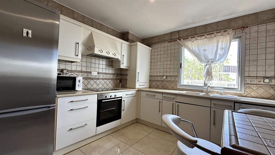 Apartment in Gibraltar, Gibraltar 3 - 18429070