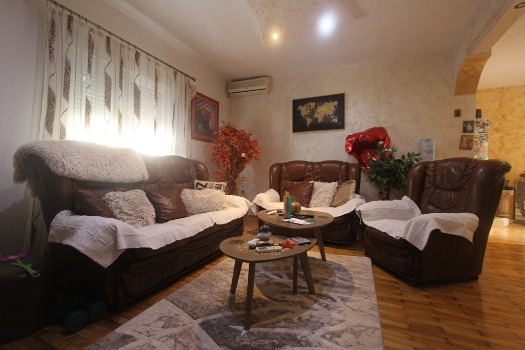 House in Donja Lastva, Tivat Municipality, Montenegro 5 - 18429413