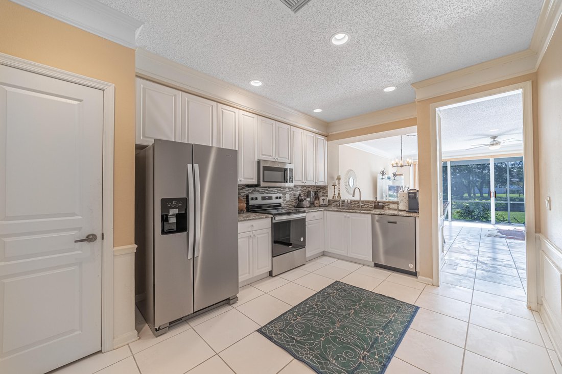 Condo in Boca Raton, Florida, United States 5 - 18432288