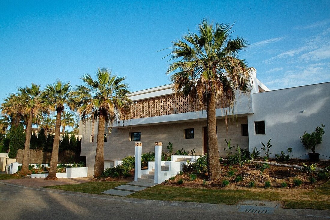 Villa in Sotogrande, San Roque, Andalusia 1 - 18007706