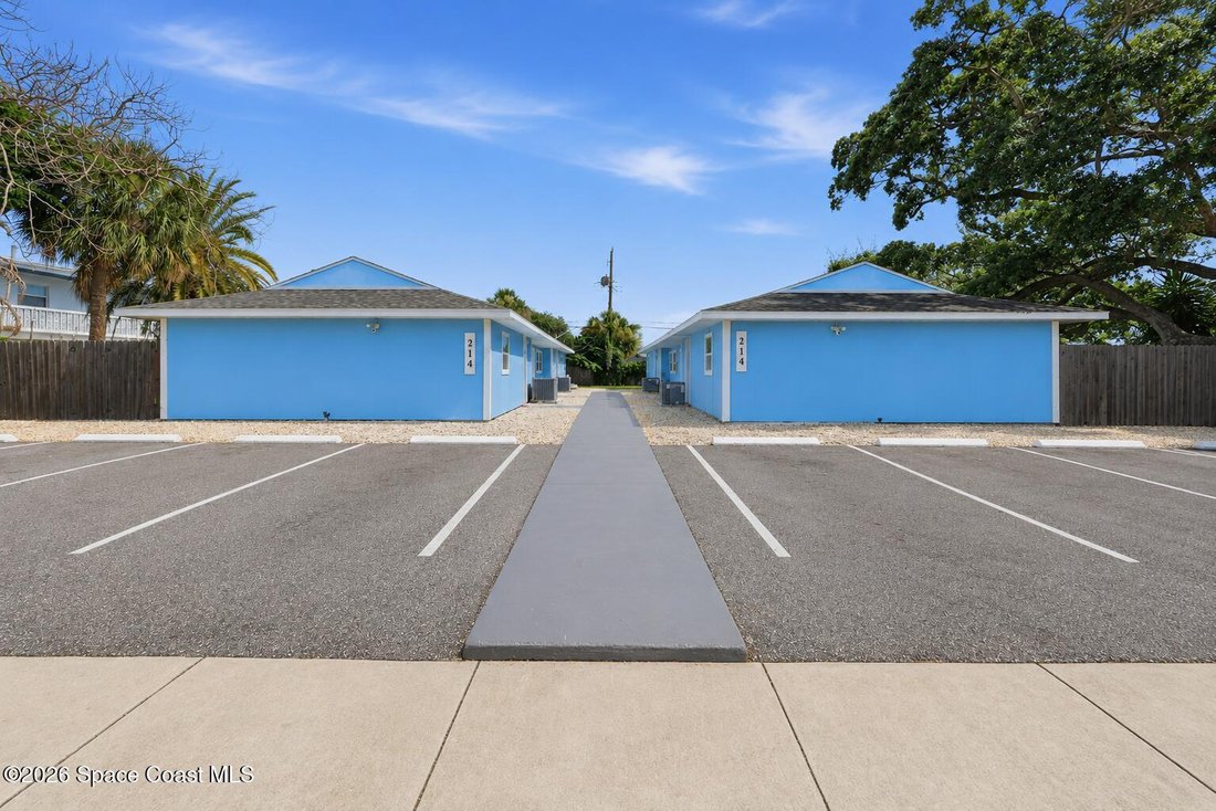 Cape Canaveral, Florida, United States 3 - 18430934