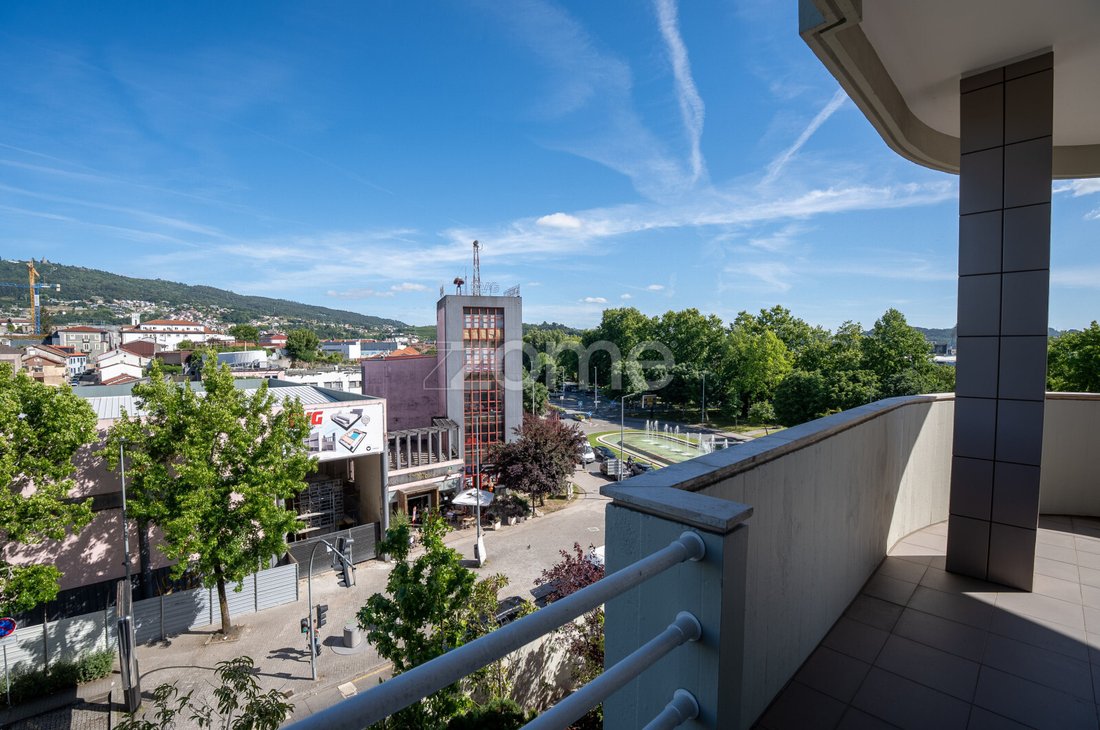 Appartamento a Azurem, Braga, Portogallo 1 - 18432387