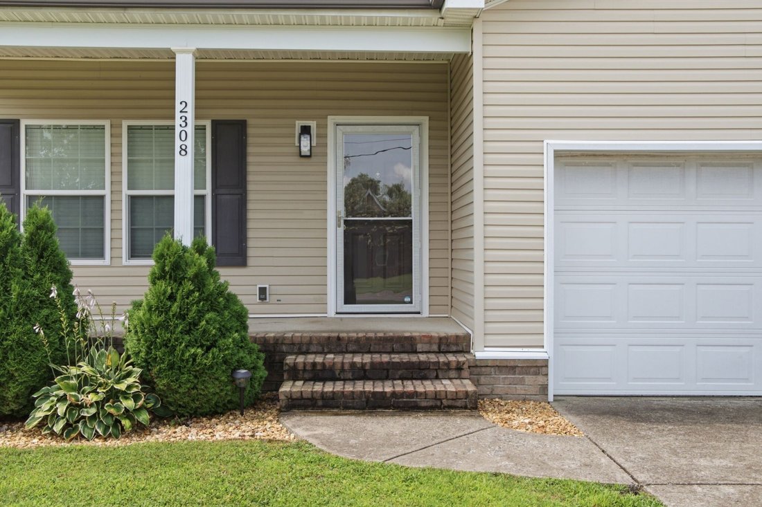 Spring Hill, Tennessee, United States 4 - 18428586