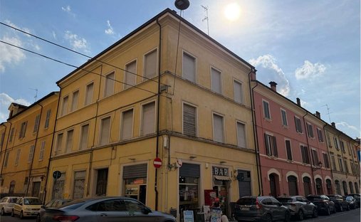 Anwesen in Historisches Zentrum, Modena, Emilia-Romagna 1