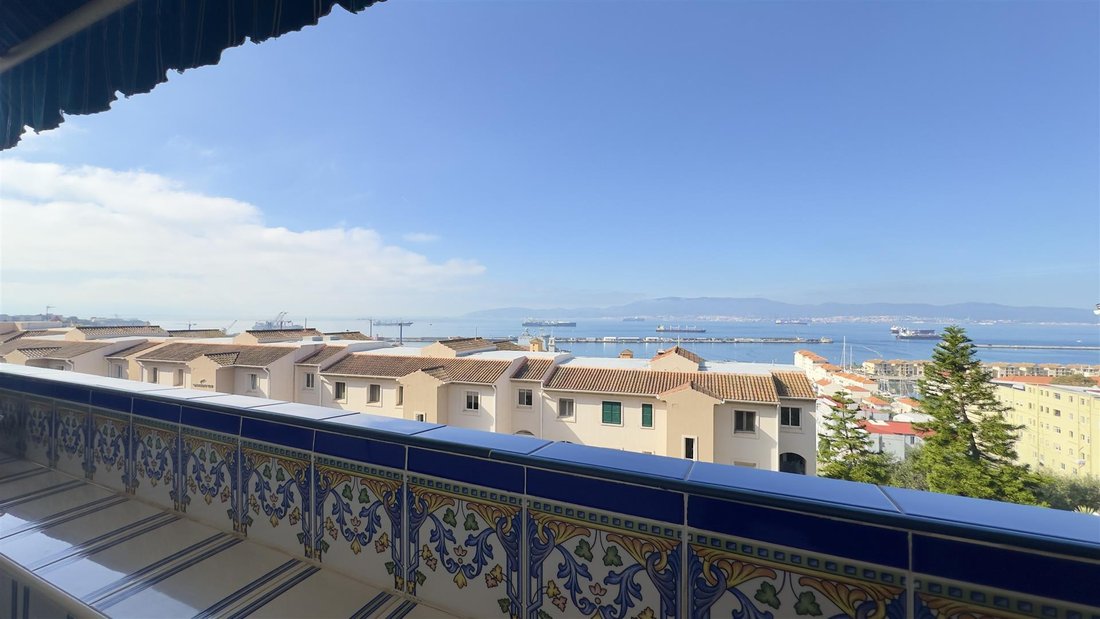 Apartment in Gibraltar, Gibraltar 2 - 18429096