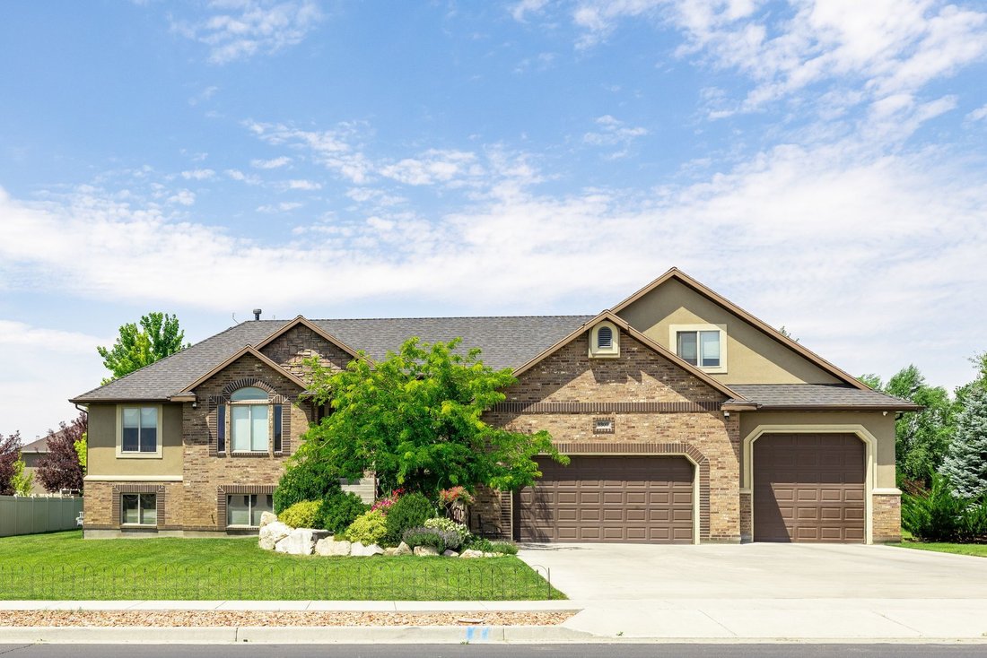 House in Ogden, Utah, United States 2 - 17837027