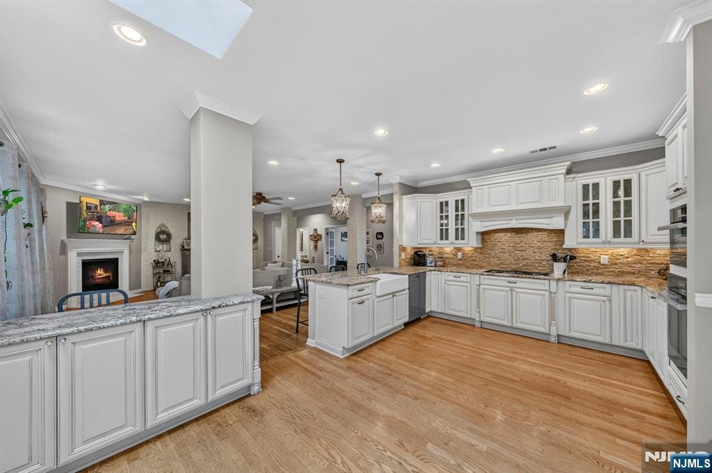 House in Wayne, New Jersey, United States 2 - 18428407