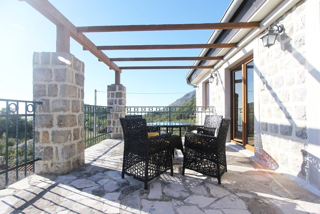 Villa in Petrovac, Budva Municipality, Montenegro 2 - 18429702