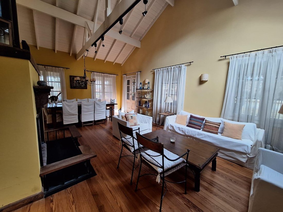 House in Belén de Escobar, Buenos Aires Province, Argentina 5 - 18430200