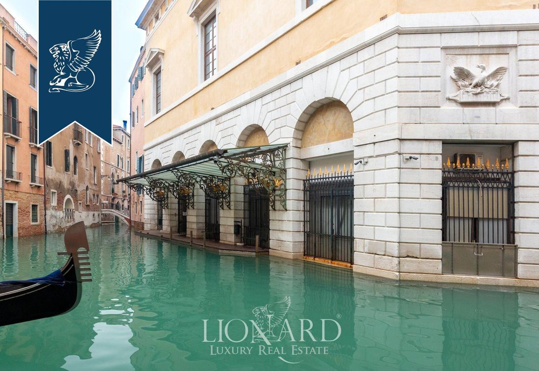 Apartment in San Marco, Venice, Italy 2 - 18433054