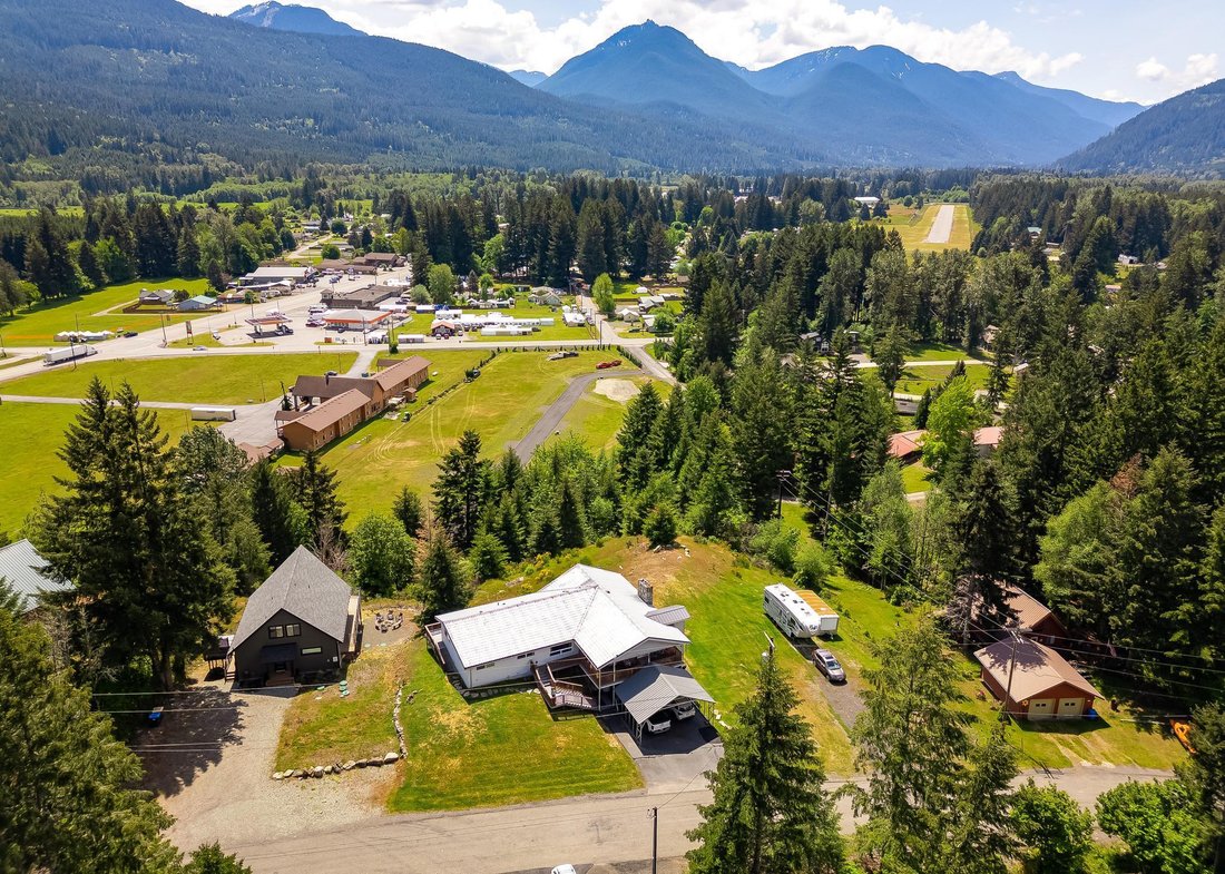 House in Packwood, Washington, United States 3 - 18041215