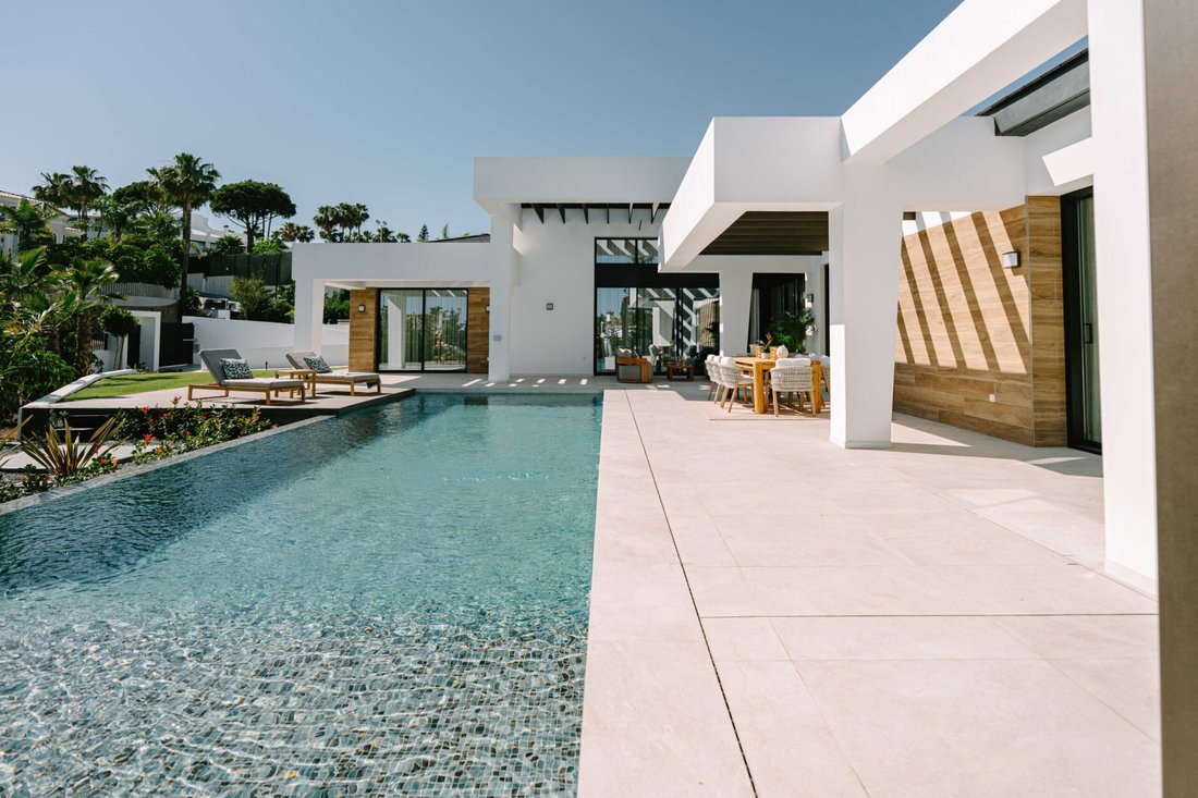 Villa in Nueva Andalucia, Marbella, Spain 2 - 18427860
