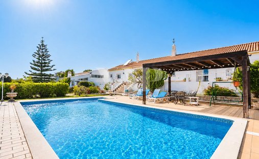 Villa in Sao Bras de Alportel, Algarve, Portugal 1