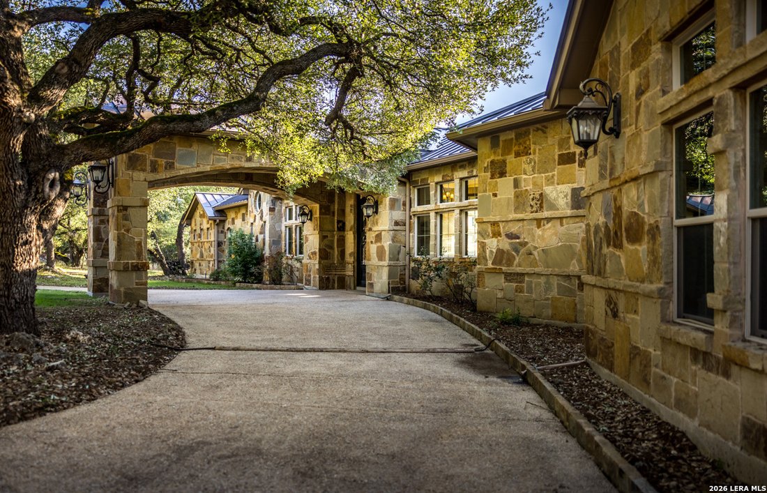 House in Boerne, Texas, United States 2 - 18431778