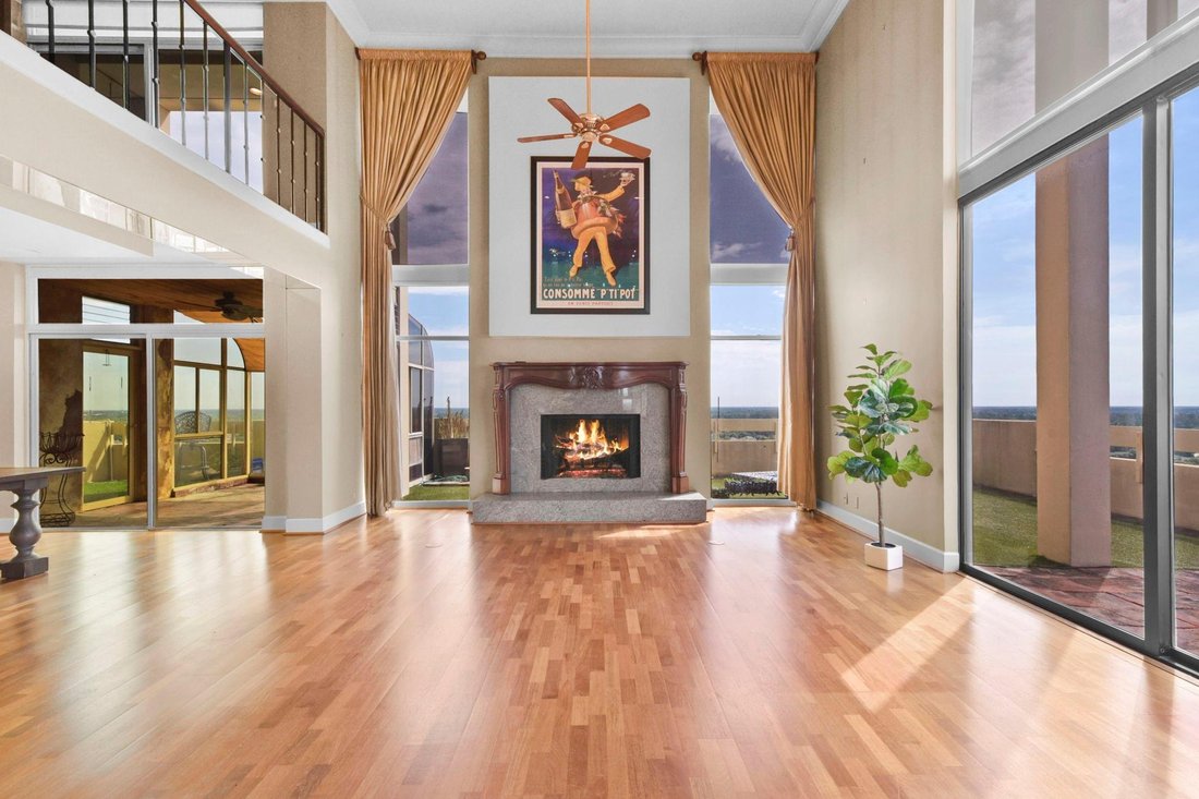 Condo in Houston, Texas, United States 1 - 18428229