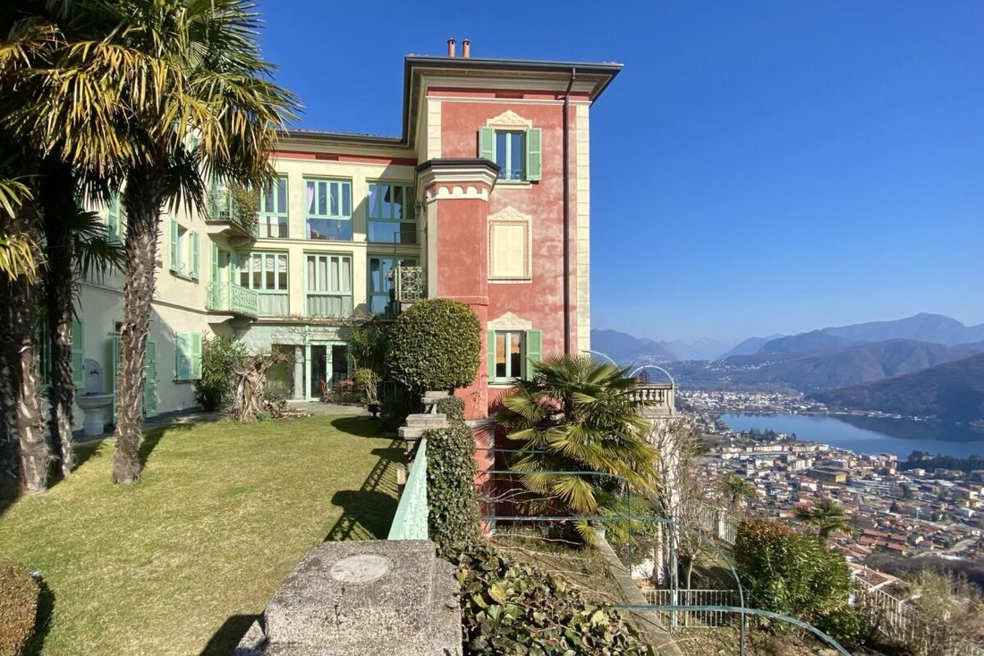 Apartment in Ponte Tresa, Switzerland 1 - 18429197