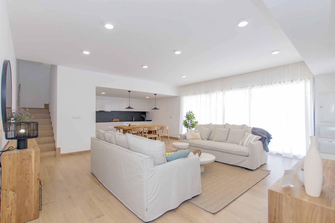 Villa in es Mercadal, Balearic Islands, Spain 5 - 18421099