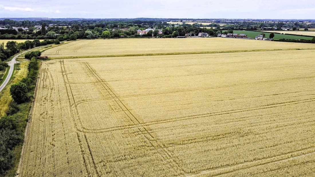 Land in Bedford, England 2 - 18427539