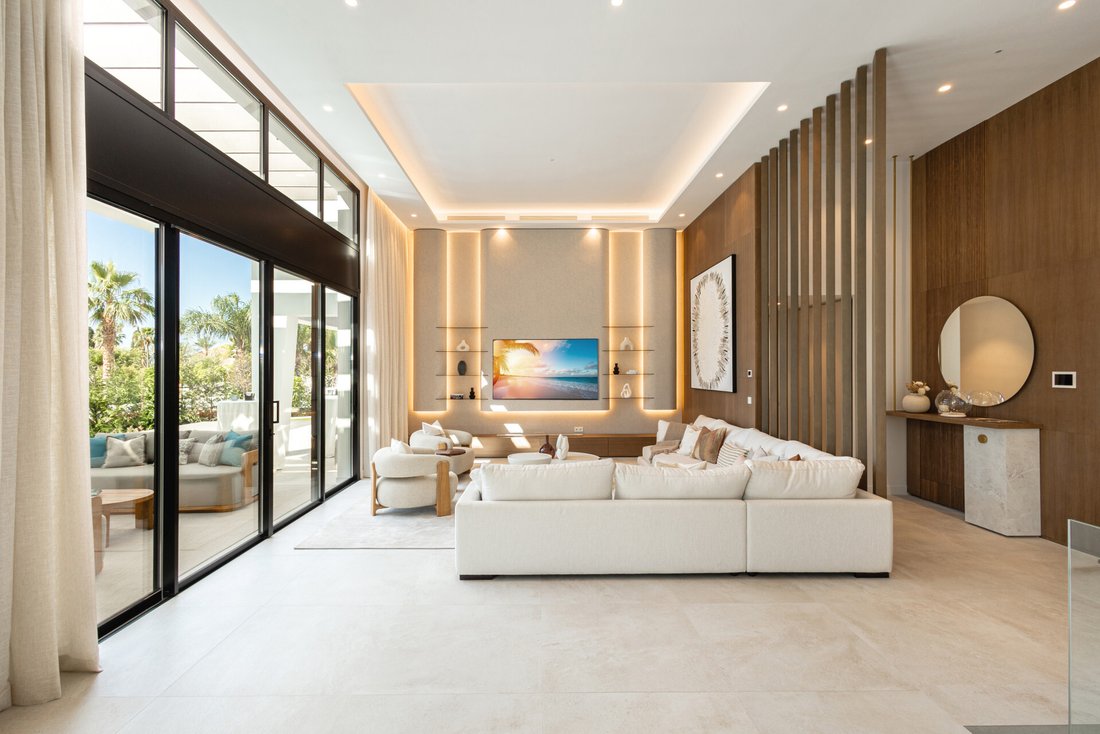 Villa in Nueva Andalucia, Marbella, Spain 4 - 18427860