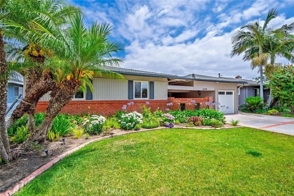 House in Tustin, California, United States 4 - 17939201