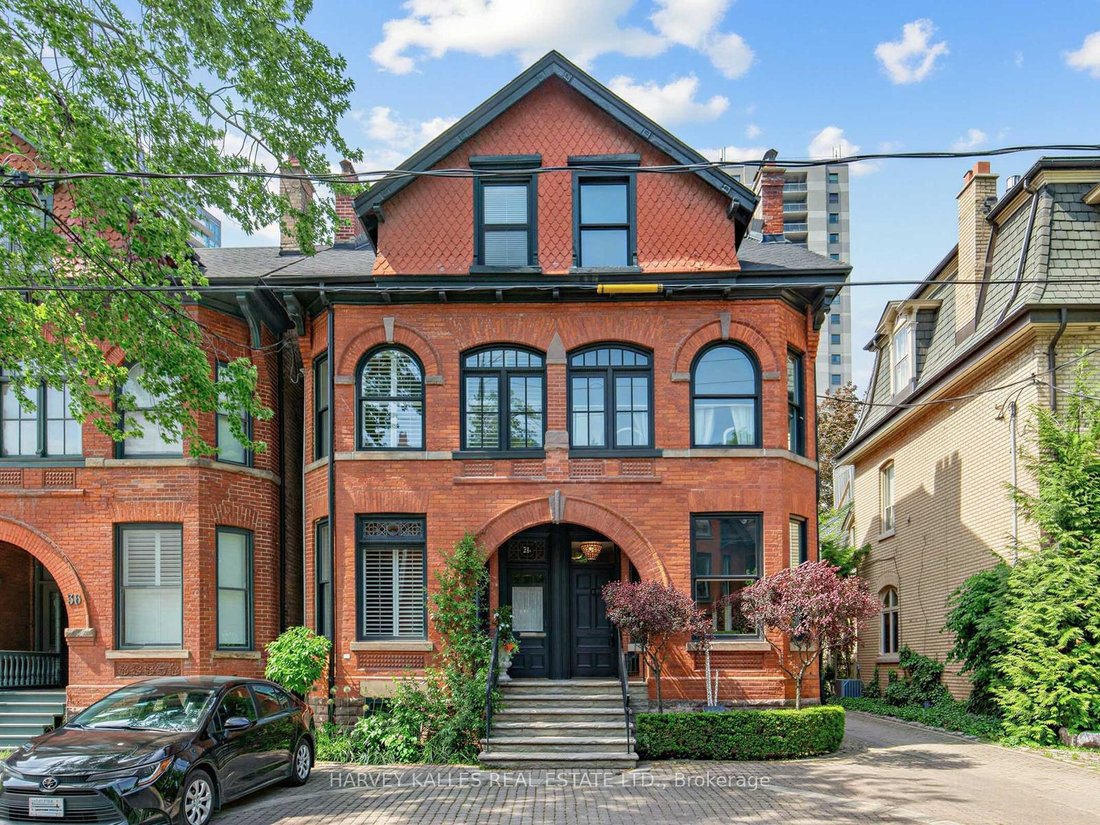 House in Toronto, Ontario, Canada 1 - 18433090