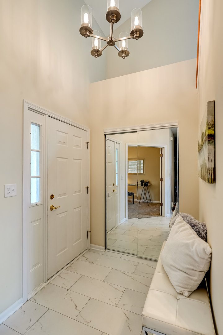 Townhouse in La Grange, Illinois, United States 3 - 18427857