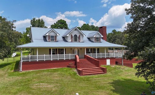 House in Hackleburg, Alabama, United States 1
