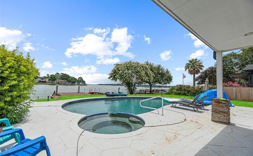 House in Montgomery, Texas, United States 1