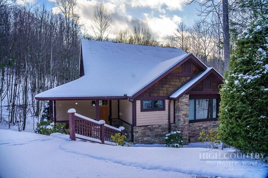 House in Elk Park, North Carolina, United States 4 - 17953576