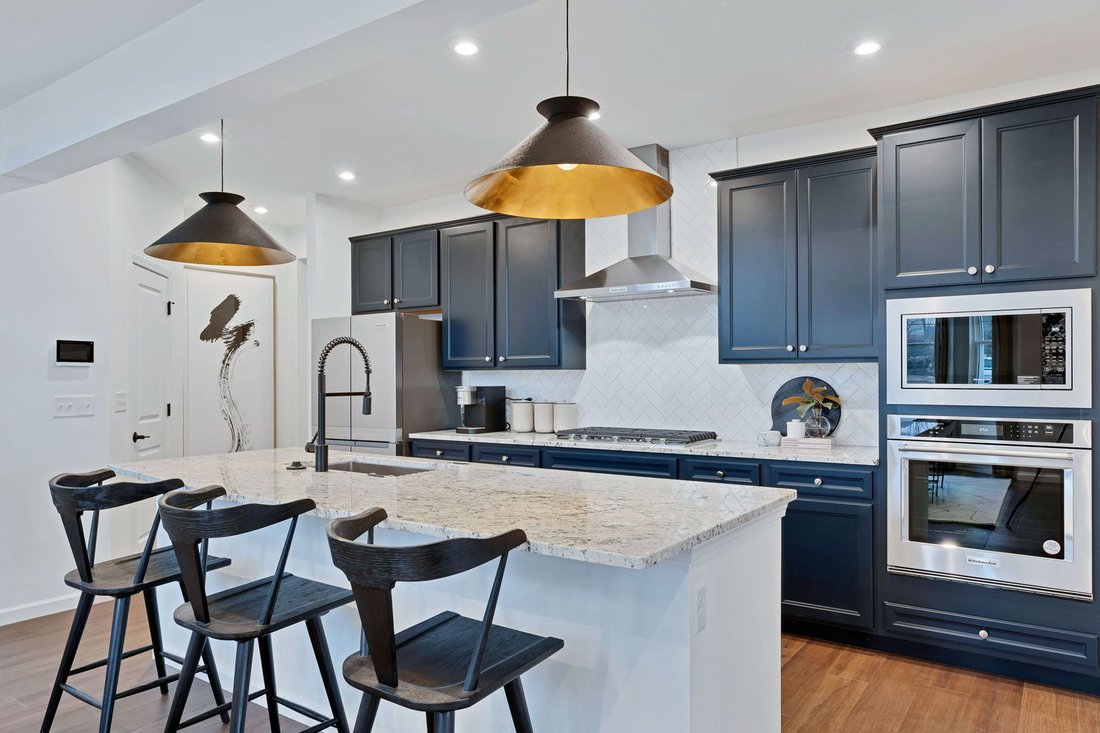Condo in Lisle, Illinois, United States 2 - 18431621