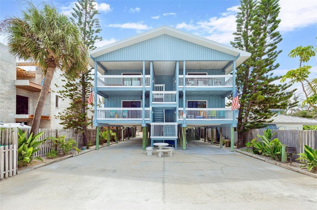 Condo in Indian Shores, Florida, United States 2 - 18431150