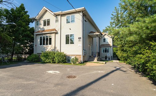 Condo in Spring Valley, New York, United States 1