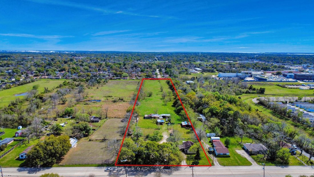 House in Baytown, Texas, United States 1 - 18428148