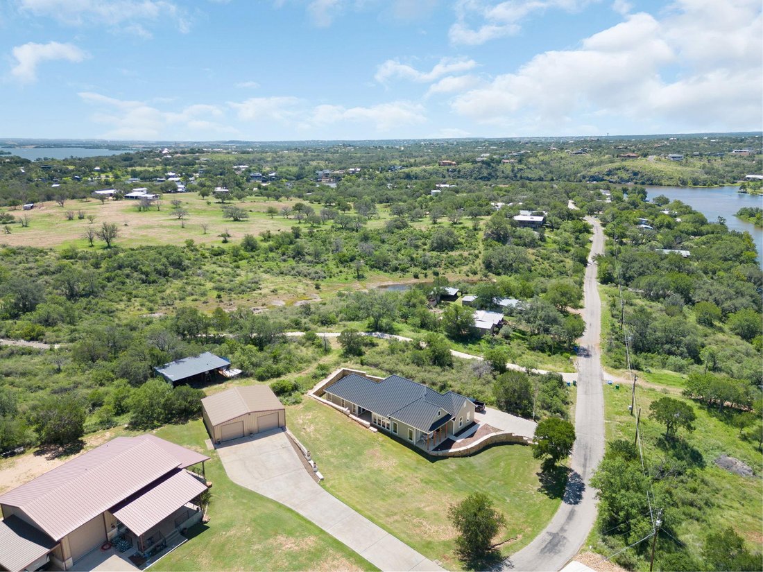 House in Llano, Texas, United States 4 - 18431461
