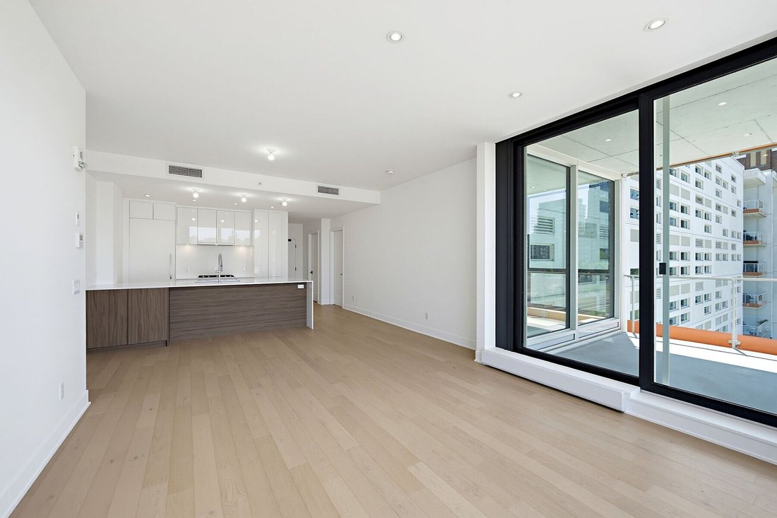 Condo in Montreal, Quebec, Canada 5 - 18433368