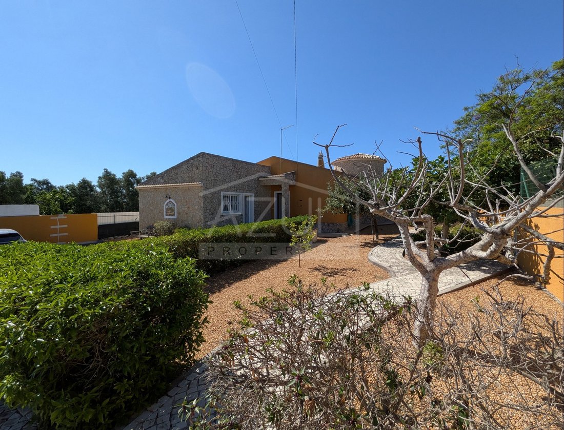 Villa in Loule (Sao Clemente), Algarve, Portugal 2 - 18338978