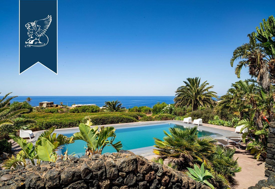 Villa in Italy 3 - 18433028