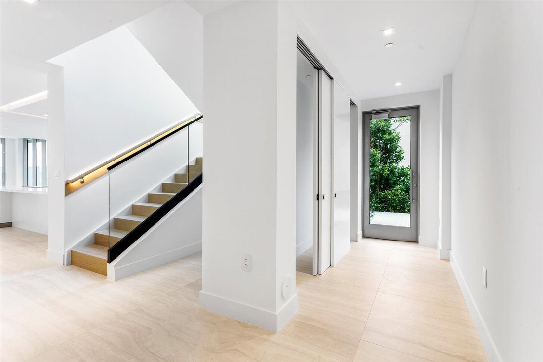 Condo in West Palm Beach, Florida, United States 5 - 18432228
