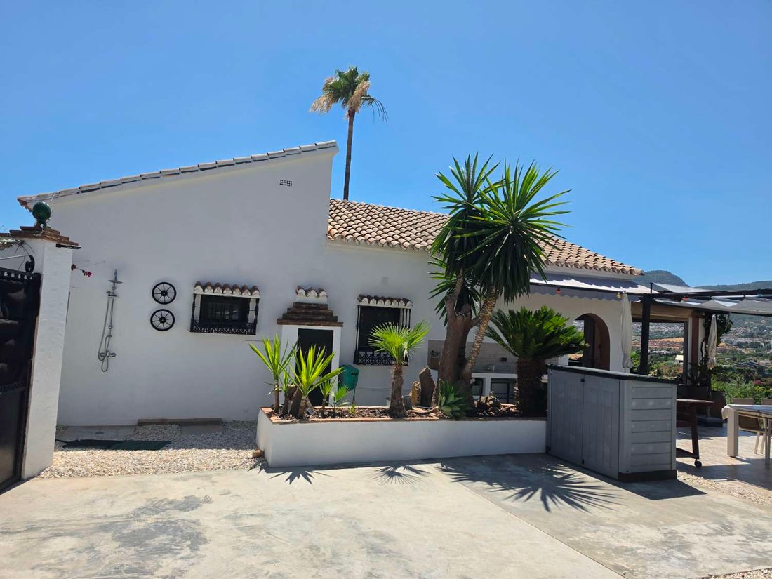 Villa in Alhaurin de la Torre, Andalusia, Spain 4 - 18432327