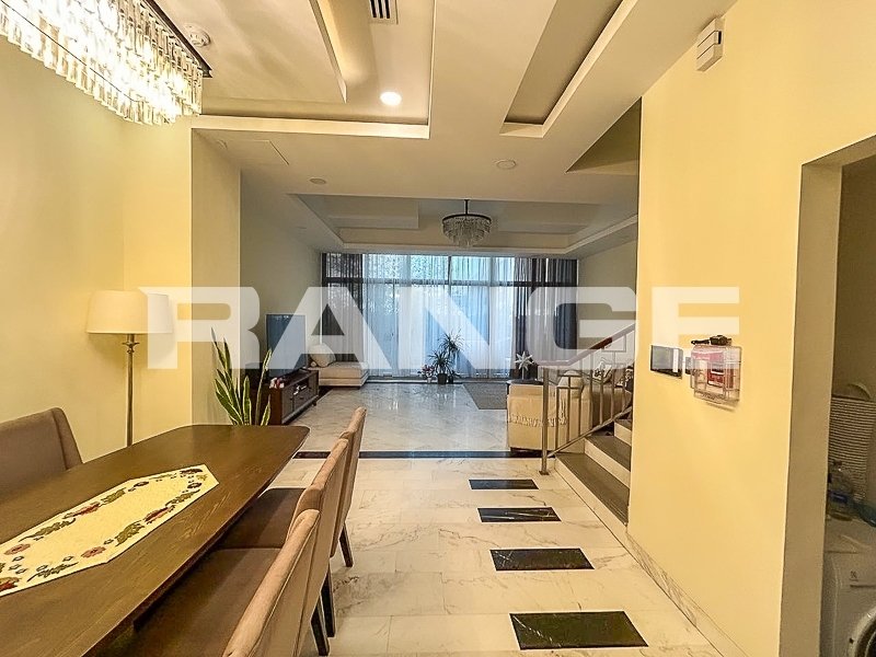 Villa in Al Furjan, Dubai, United Arab Emirates 4 - 18427515