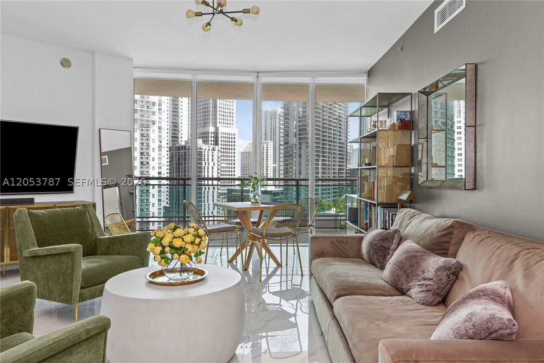 Condo in Miami, Florida, United States 4 - 18431312
