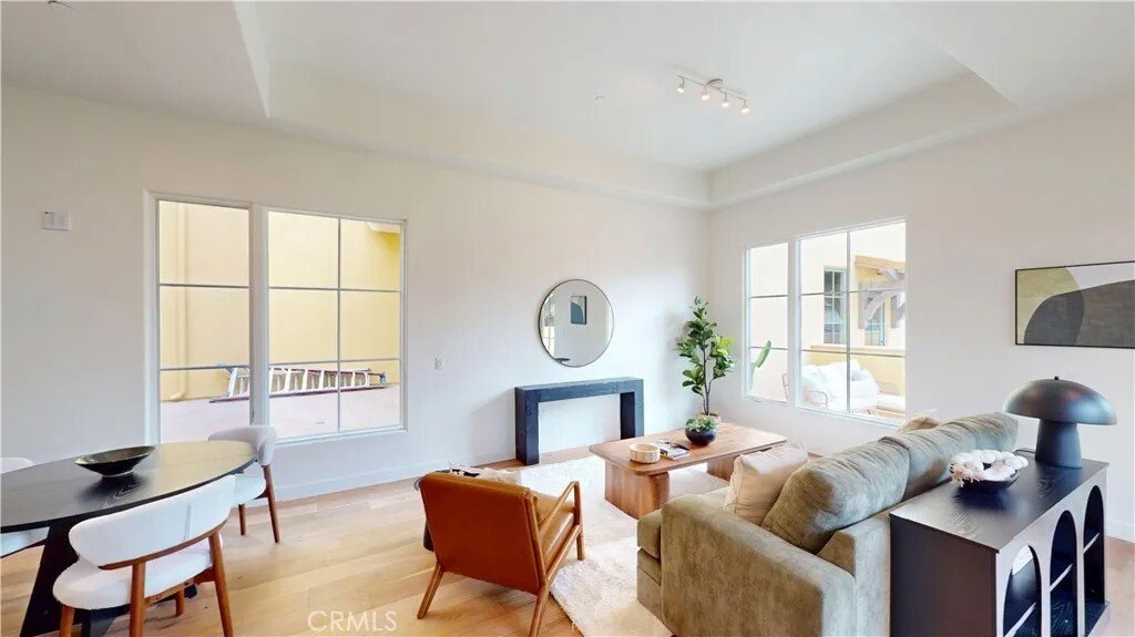 Condo in Altadena, California, United States 1 - 18048261