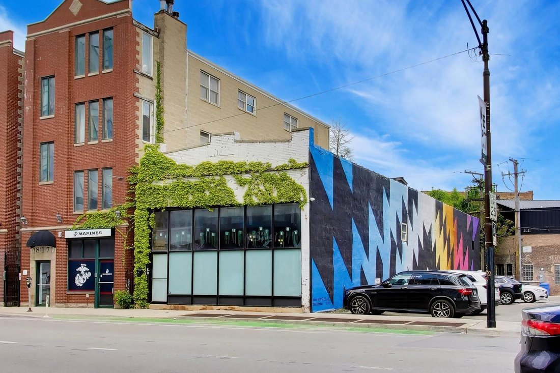 House in Chicago, Illinois, United States 2 - 18431647