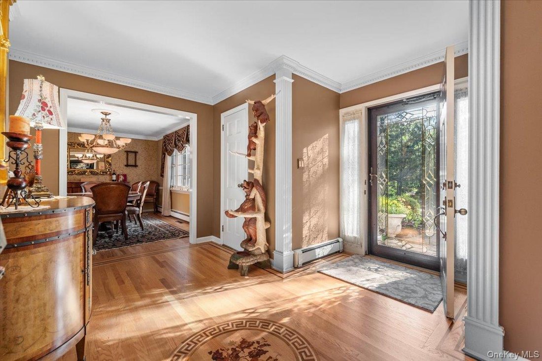 House in Woodbury, New York, United States 3 - 18427543
